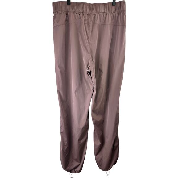Athleta NEW Rise Pants Street Style Mid-Rise Relaxed Fit Women’s Size M/Tall - Picture 4 of 11
